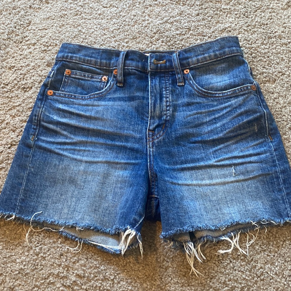 Madewell denim shorts size 24